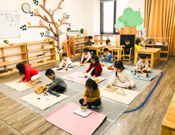 Hệ Song Ngữ Montessori